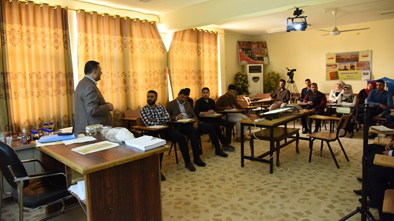 اقامة دورات تدريبية في صيانة وترميم المخطوطات في جامعة سامراء في محافظة صلاح الدين.